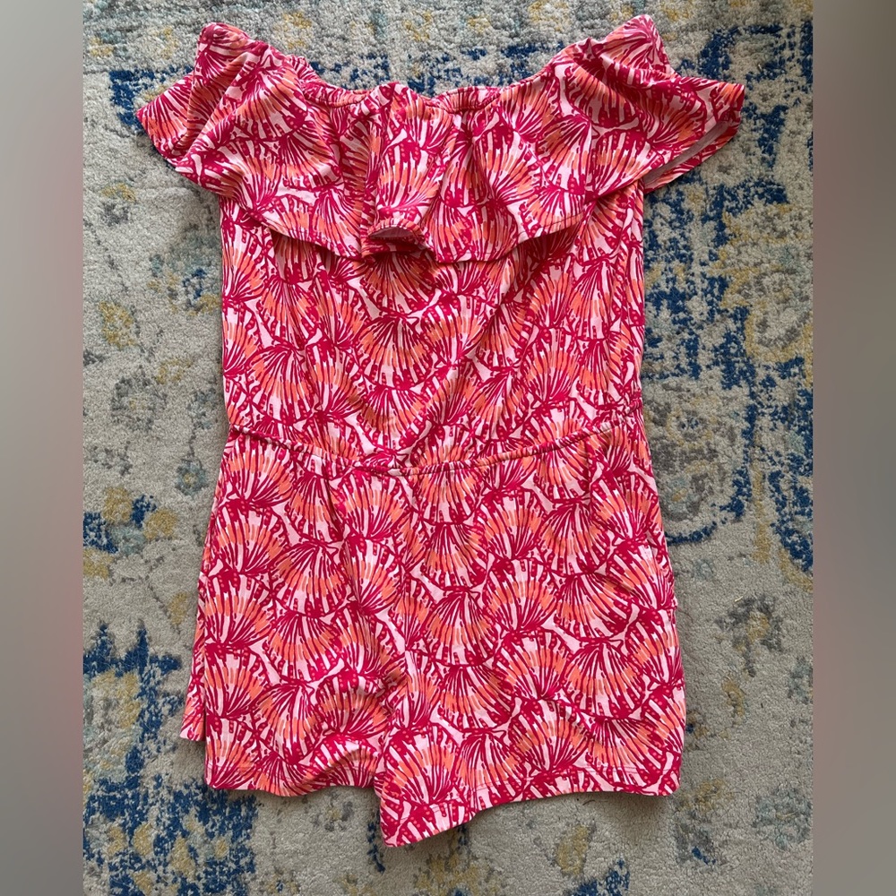 Vineyard Vines adorable romper Size S